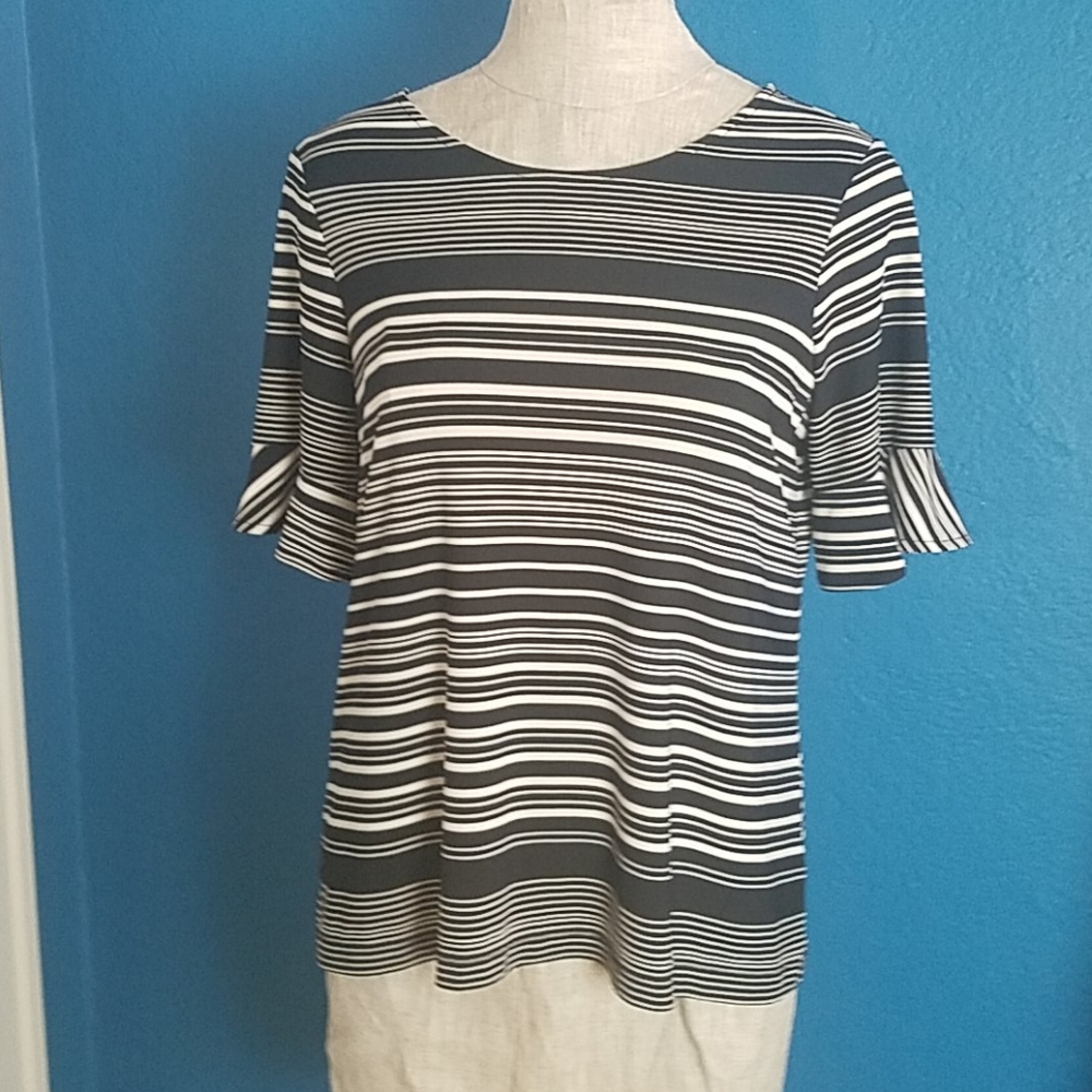 Roz & Ali Black and White Blouse Petite Size M